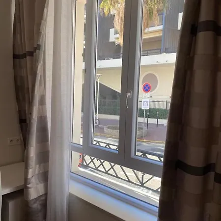 Apartment Large Studio Close To Beach Bd La Croisette *